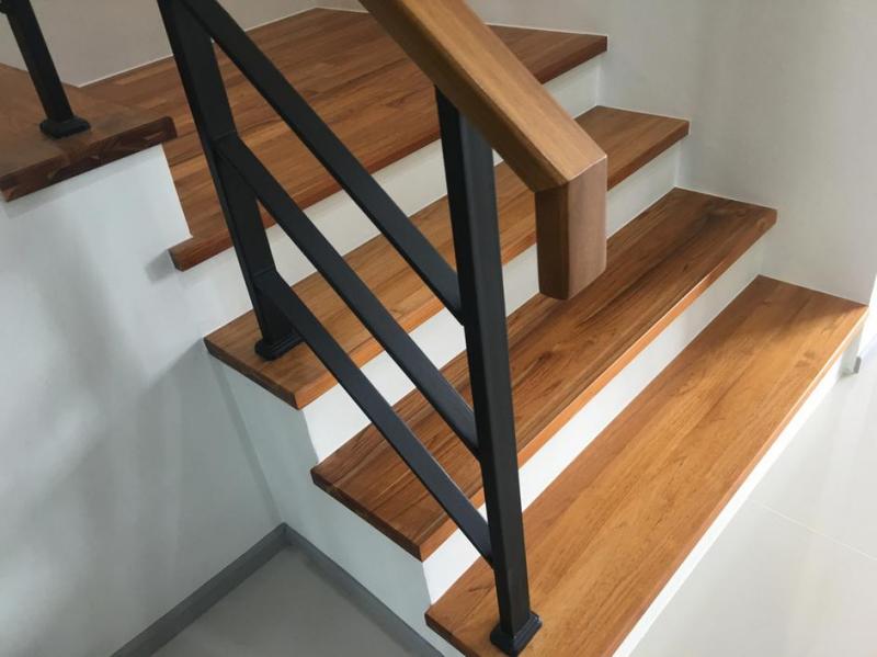 R&eacute;novation d'escaliers &agrave; Pouilly, mat&eacute;riaux et techniques